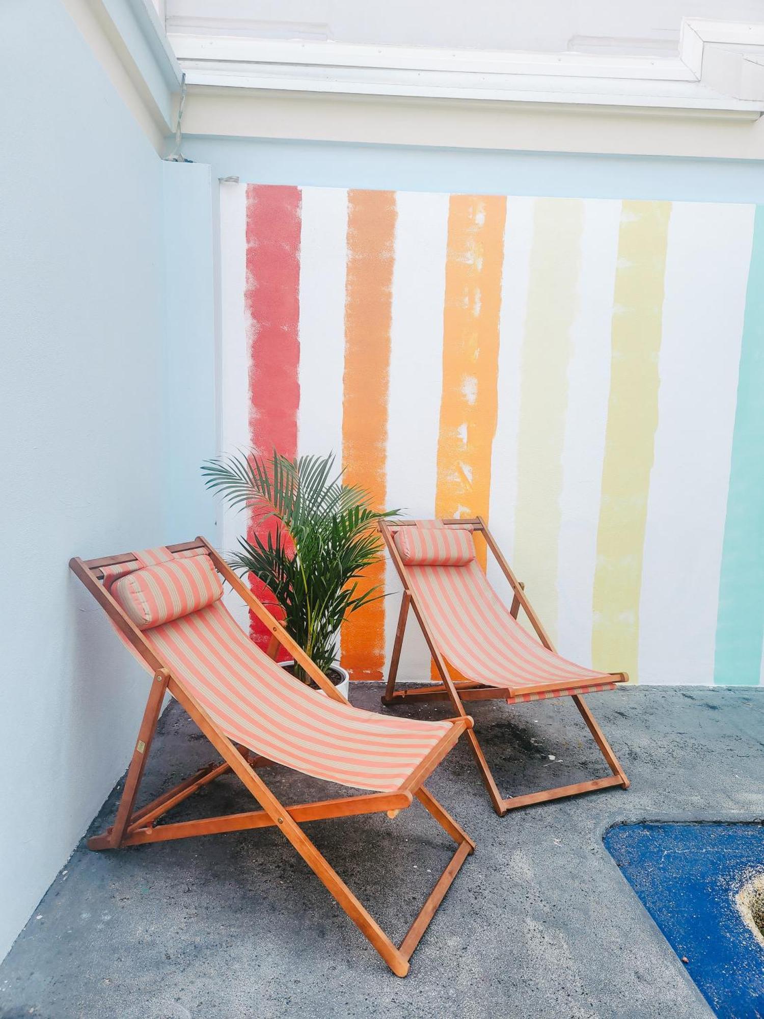 The Espy Hostel Cairns Exterior foto